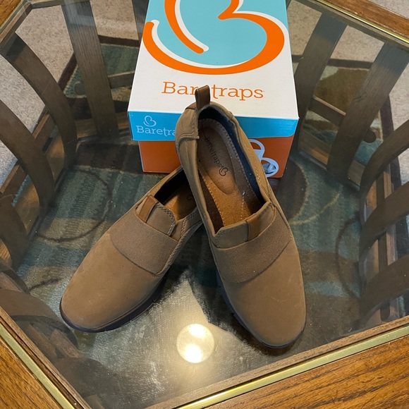 Brown Bare Trap Shoes NWOT - Picture 3 of 4